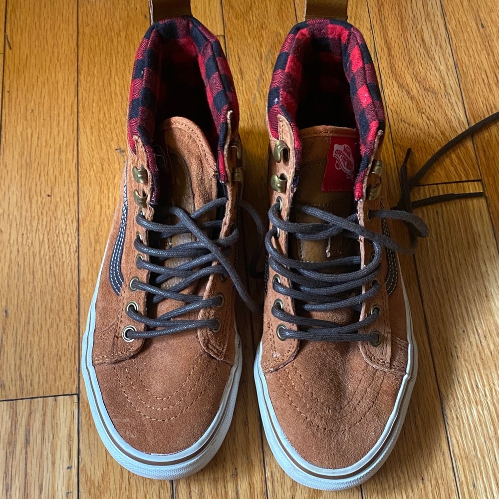 Vans women’s Brown Suede High-Top Sneakers